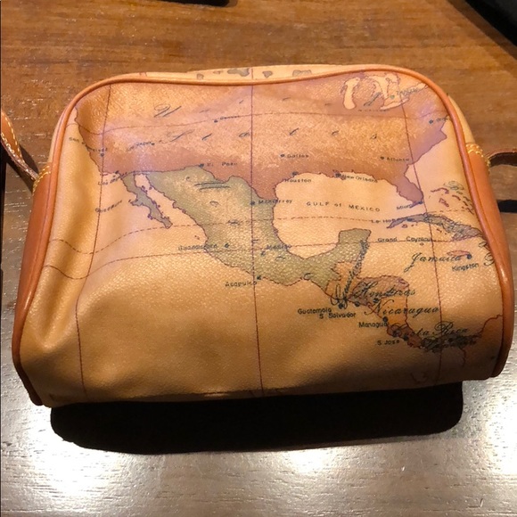 Alviero Martini❤️ - Picture 2 of 5